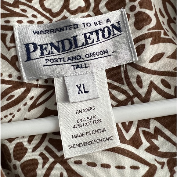 - Pendleton silk button up blazer - Picture 2 of 2